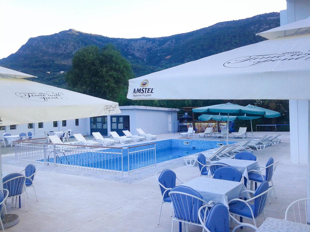 بودفا Hotel Jovana المظهر الخارجي الصورة