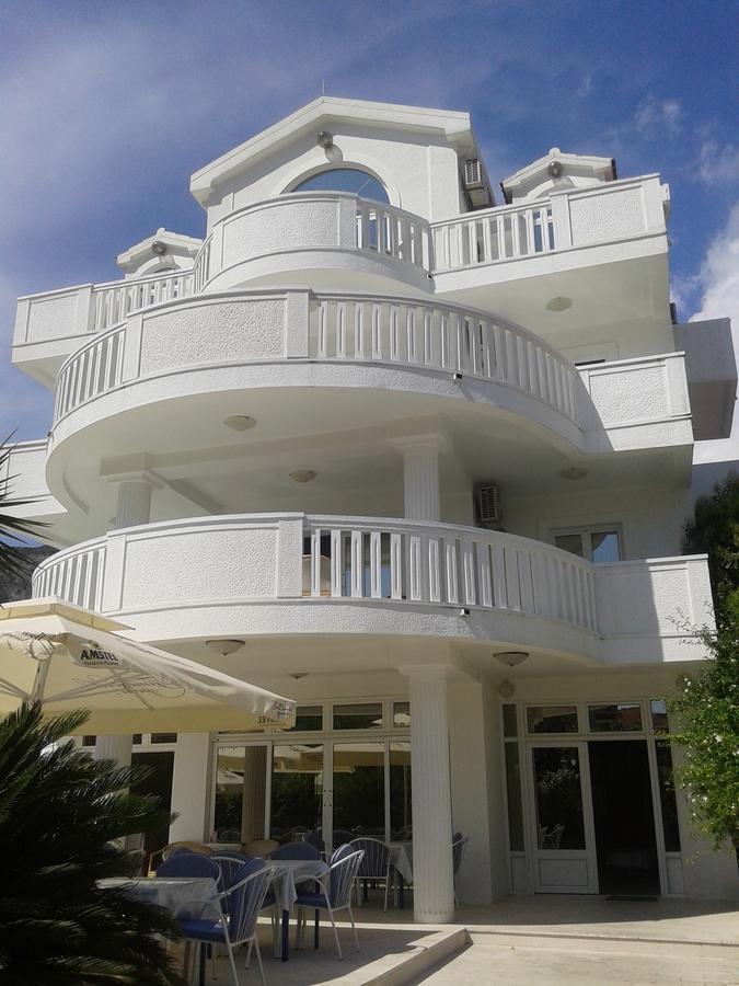 بودفا Hotel Jovana المظهر الخارجي الصورة