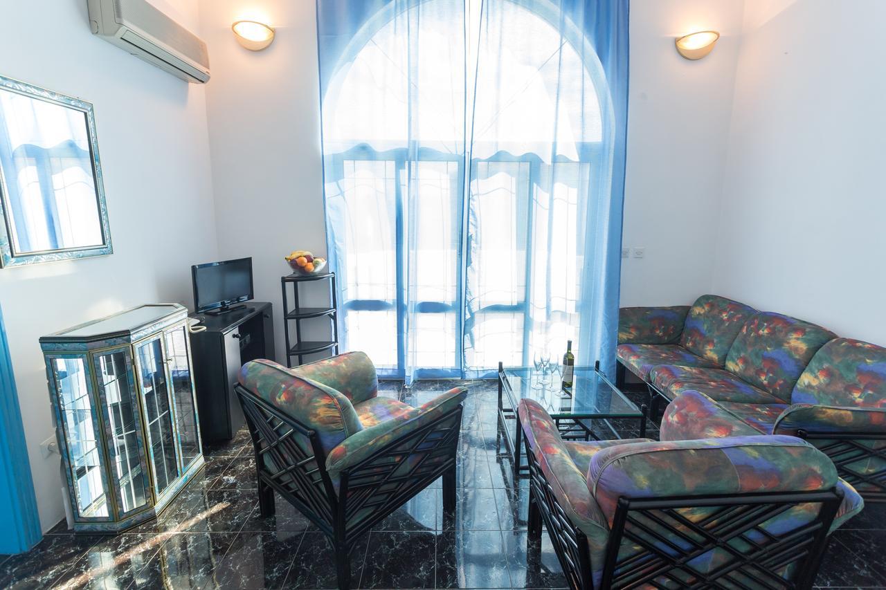 بودفا Hotel Jovana الغرفة الصورة